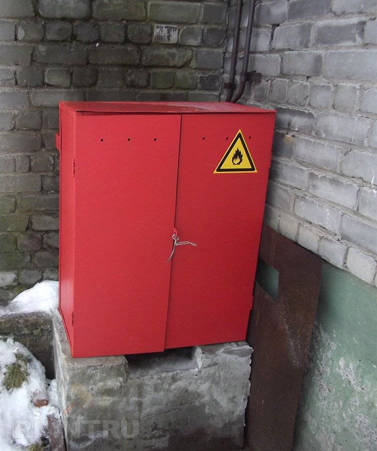 Как утеплить водопроводную трубу на улице