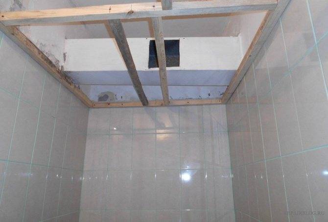 Отделка потолка панелями пвх своими руками – пошаговое руководство по монтажу