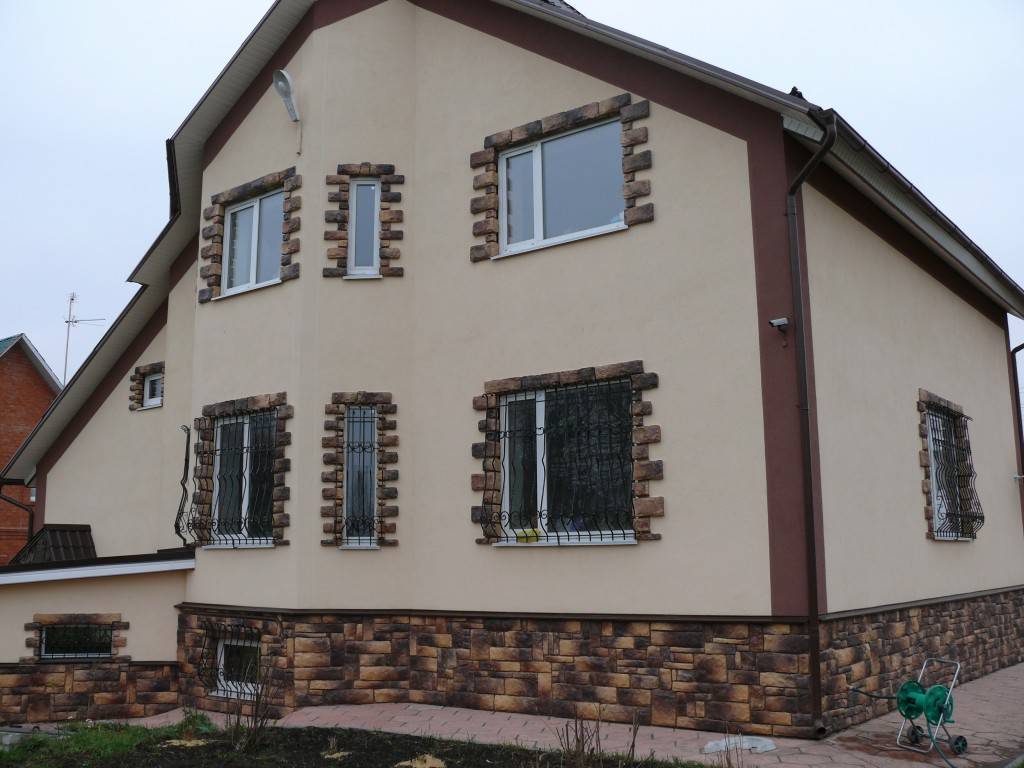 Отделка фасада дома: 115 фото недорогих и практичных идей