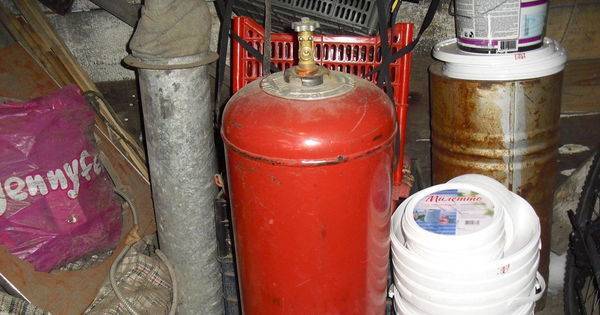 Зачем утеплять газовый баллон на улице