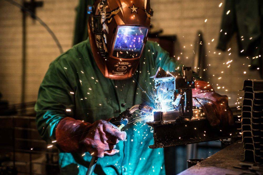 ?качественная летняя спецодежда на 2021 год