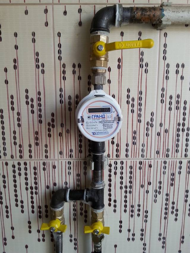 Замена газового счетчика в квартире: платно или бесплатно?