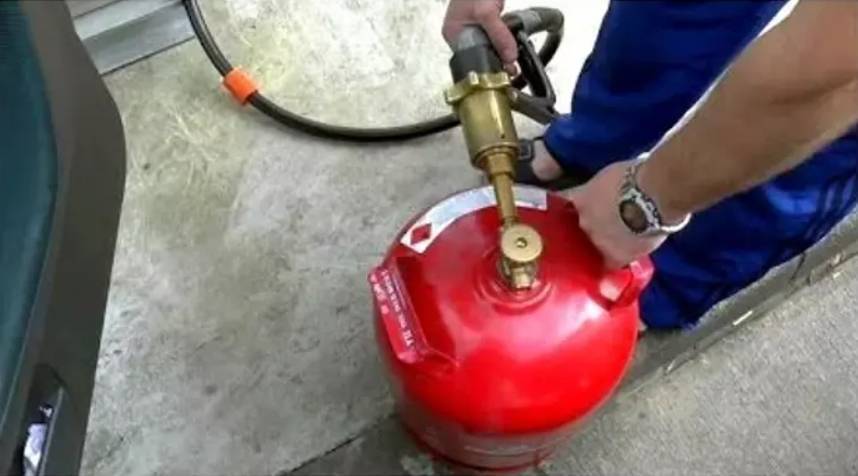 Правила заправки бытовых газовых баллонов — пожарная безопасность